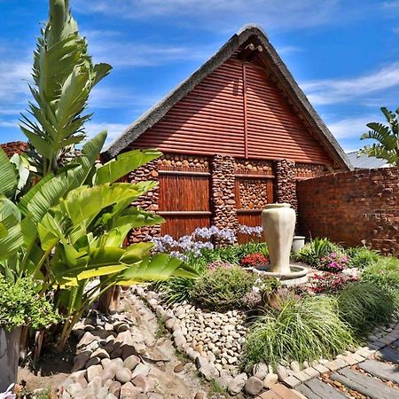 The Owls Inn Country Villa'S Джордж Екстериор снимка